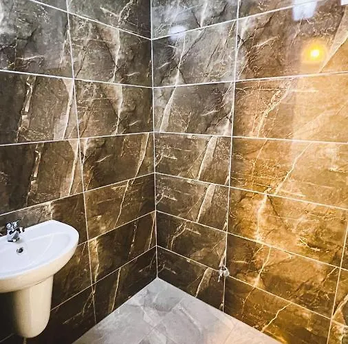 Heaven Next Luxury 公寓